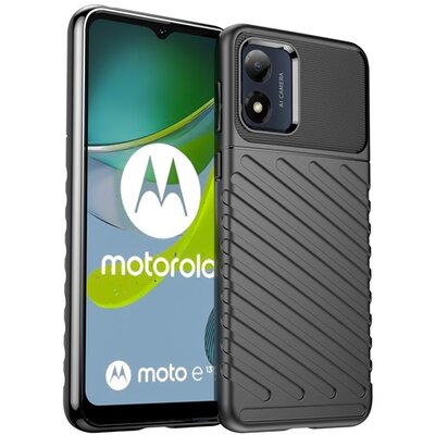 Szilikon telefonvédő (közepesen ütésálló, csíkos, dombor minta) FEKETE [Motorola Moto E13]