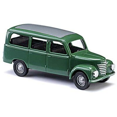 Busch 8681 TT Személygépkocsi modell Framo V901 / 2 kombi zöld