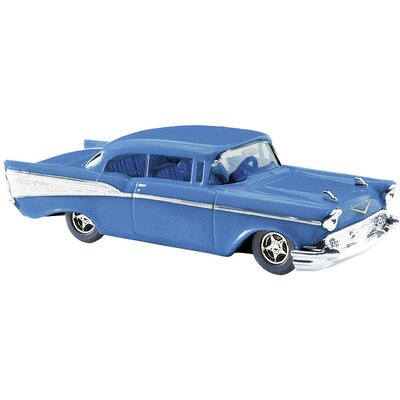 Busch 45025 H0 Személygépkocsi modell Chevrolet Bel Air &#39 57, kék